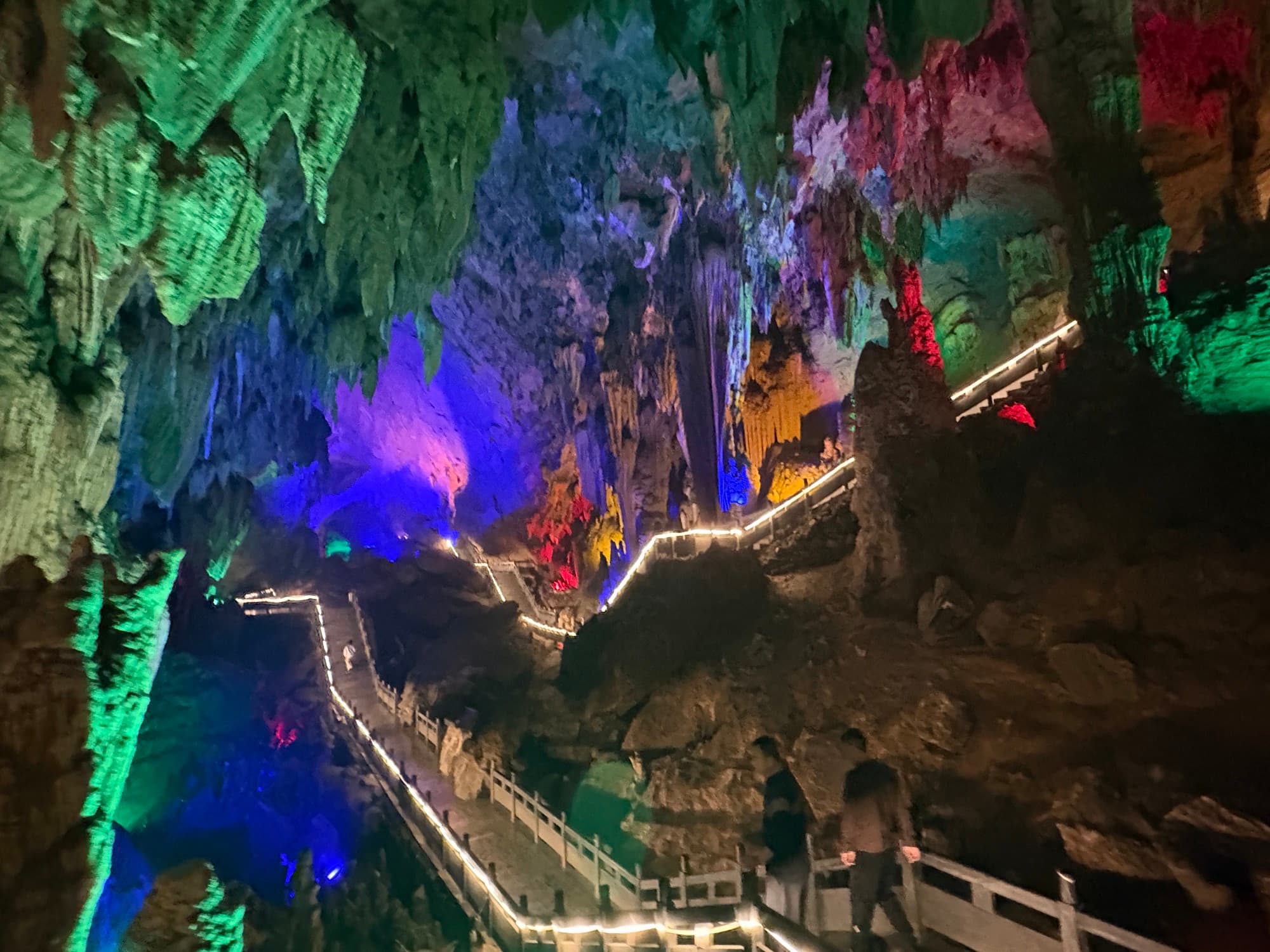 Huanglong Cave, Hunan